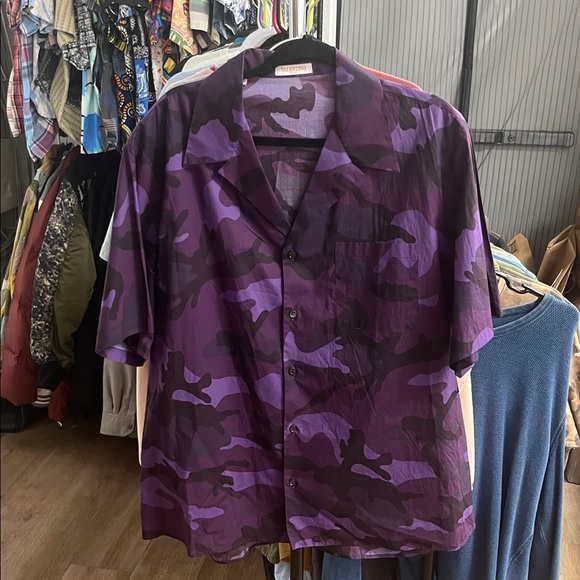 Valentino Purple Camouflage Casual Button Down ShirtThis is a very big medium